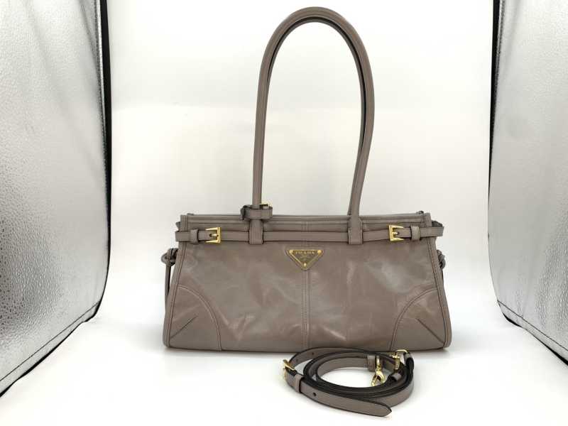 プラダ買取 ボニーミディアムハンドバッグ 1BA426