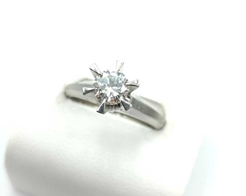 ジュエリー買取 ダイヤモンドリング