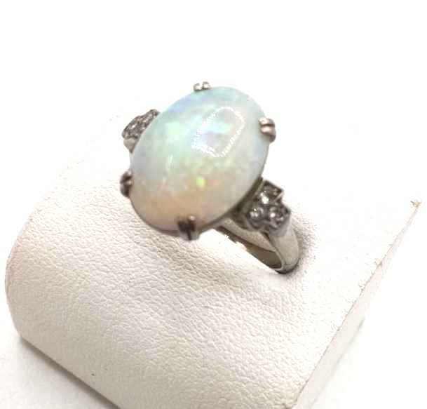 宝石 買取 オパール