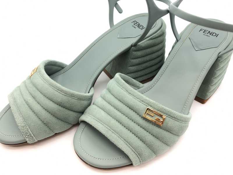 フェンディ買取 サンダル