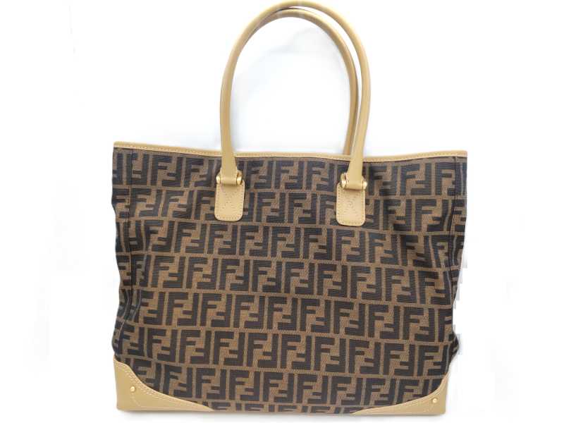 フェンディ買取 トートバッグ ズッカ