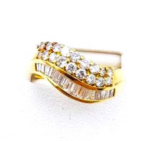 宝石買取　K18ダイヤモンドウェーブリング