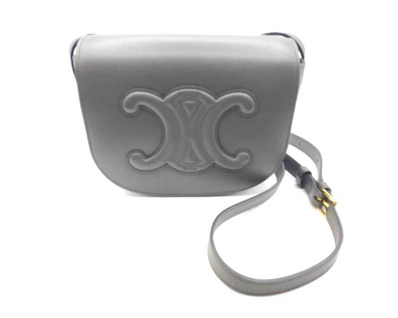 セリーヌ買取 フォルコ キュイル ショルダーバッグ