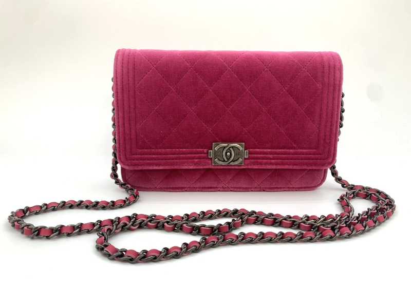 シャネル買取 ボーイシャネルチェーンウォレット A80287