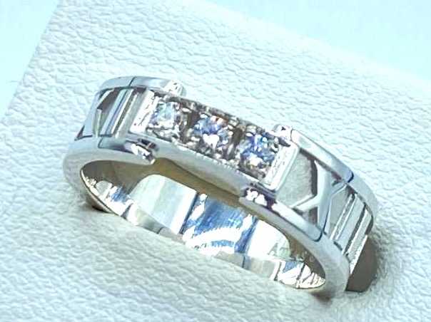 ティファニー買取 750WG アトラス ダイヤ リング #10