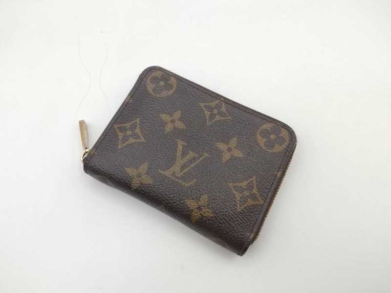 ルイヴィトン　買取　ジッピーコインパス　モノグラム　 Ｍ60067 