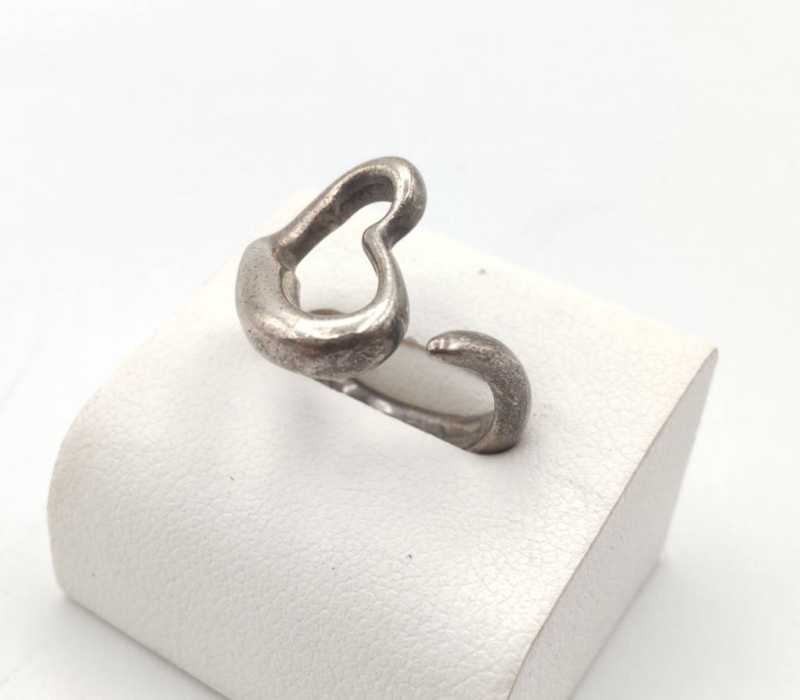 ティファニー　買取　オープンハート リング