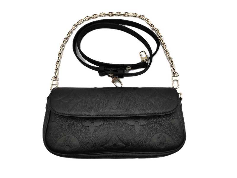 ルイヴィトン買取 ウォレット オン チェーン アイビー M82154