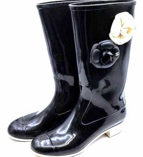 シャネル買取　レインブーツ　カメリア