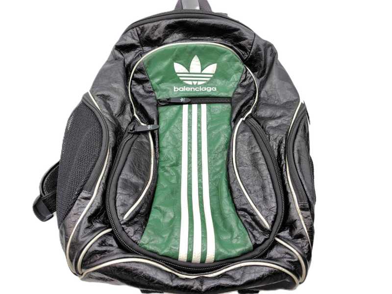 バレンシアガ買取 アディダス バックパック