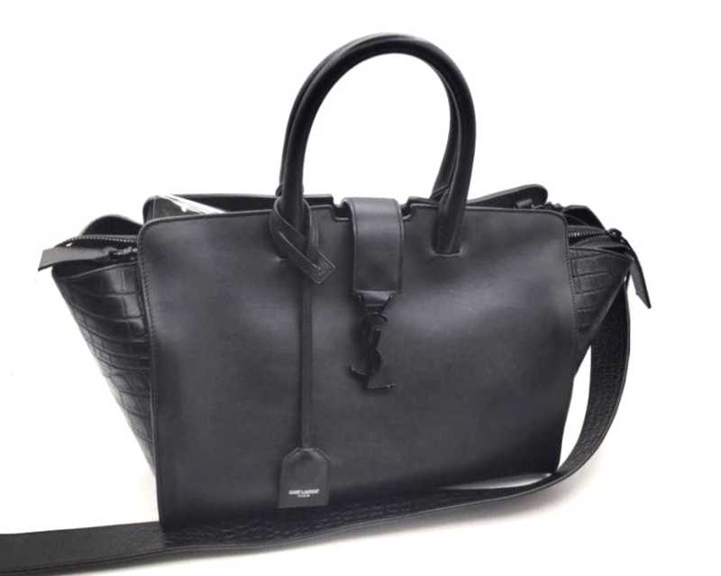 サンローラン買取 ダウンタウン カバス 