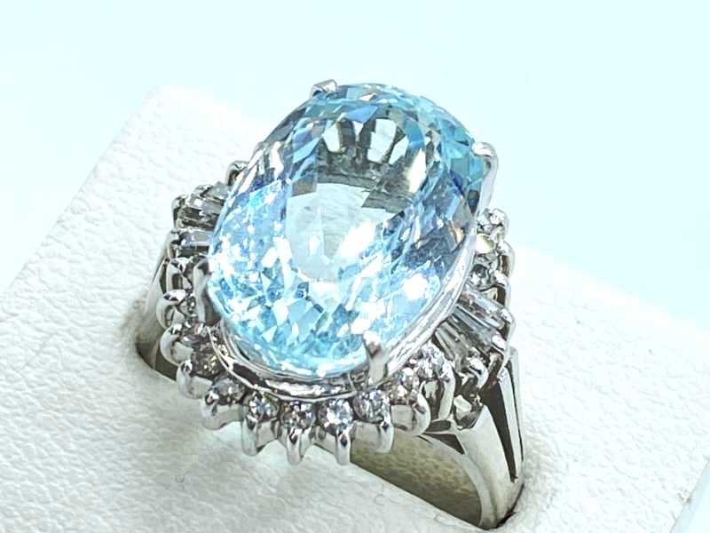 宝石買取 プラチナ台 アクアマリン ダイヤモンド デザインリング 