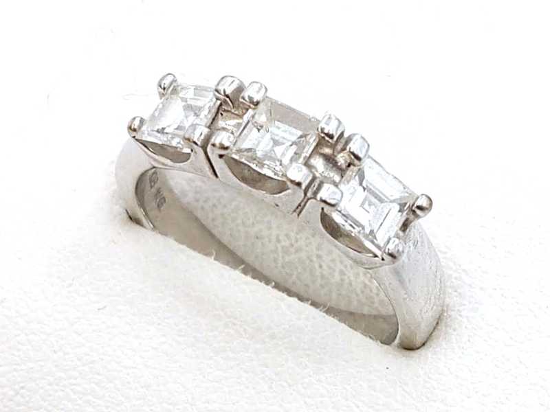 ダイヤモンド買取 スクエアカット指輪