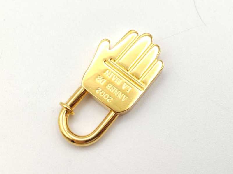 エルメス　買取　ハンド カデナ　