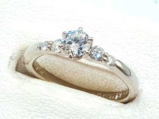 ダイヤモンド買取 プラチナ台 ダイヤモンド 0.301ct 0.13ct リング