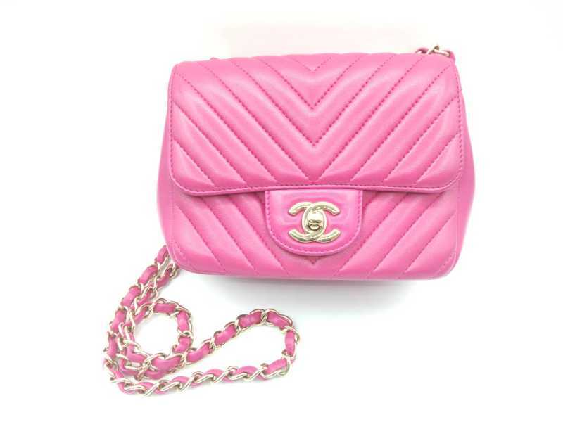 シャネル　買取　ミニVステッチバッグ