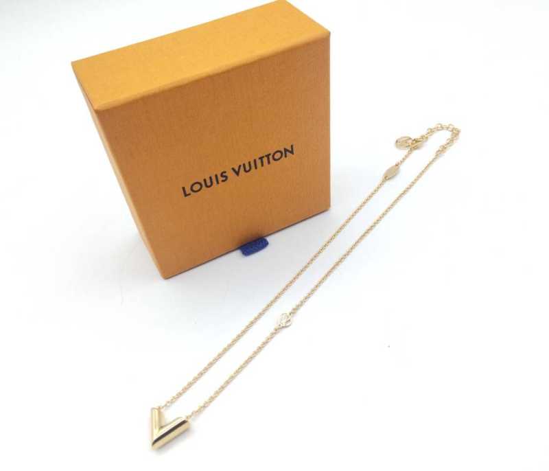 ルイヴィトン　買取　エゼンシャルVネックレス　M00857