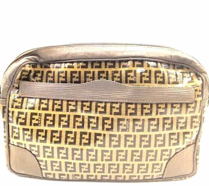 フェンディ買取　ショルダーバッグ　ズッキーノ　エナメル