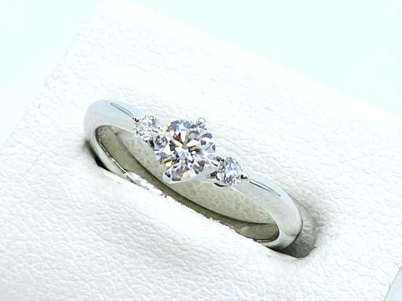 田崎真珠プラチナ台 ダイヤモンド 0.32ct 0.06ct リングの買取実績