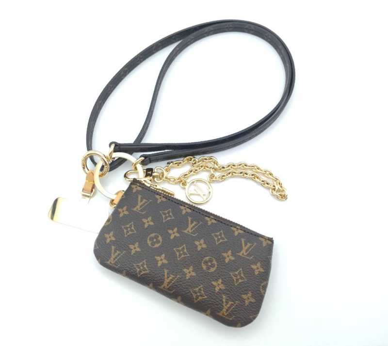 ルイヴィトン　買取　フォンホルダー　モノグラム　M26898