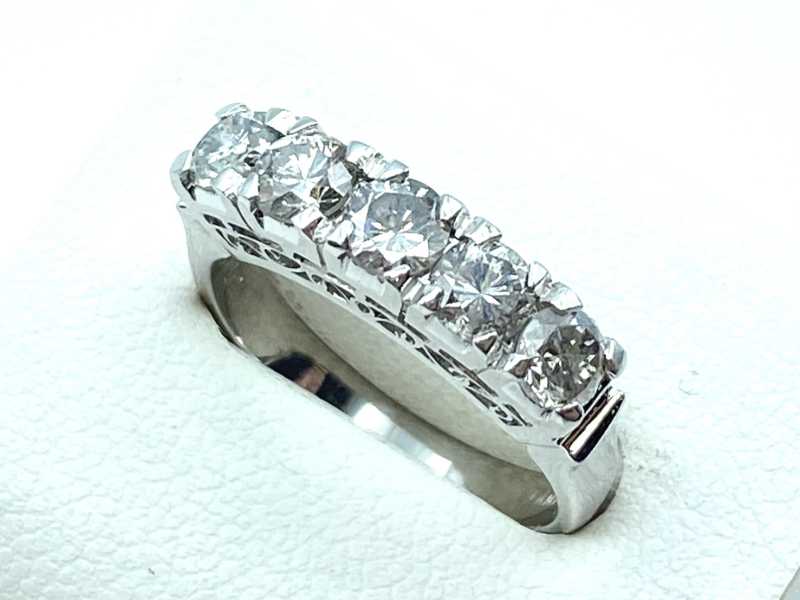ダイヤモンド買取 プラチナ台 ダイヤモンド 一文字 リング