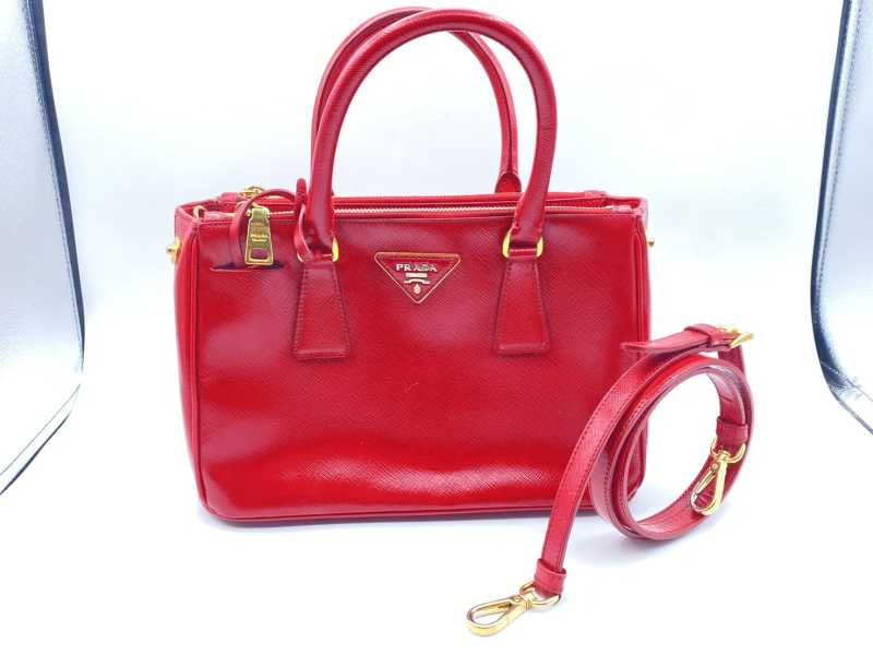 プラダ買取 2WAY バッグ パテント BN2316