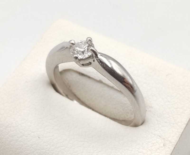 ブルガリ　買取　PT950 ダイヤリング