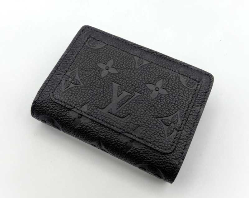 ルイヴィトン買取 ポルトフォイユ・クレア