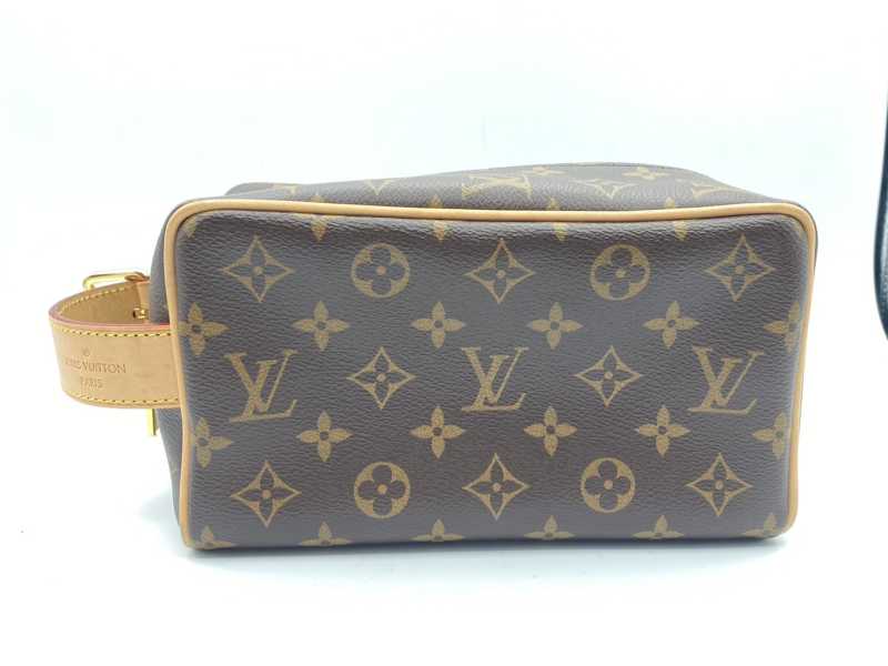 ルイヴィトン買取 ロッカー ドップキット モノグラム M83112