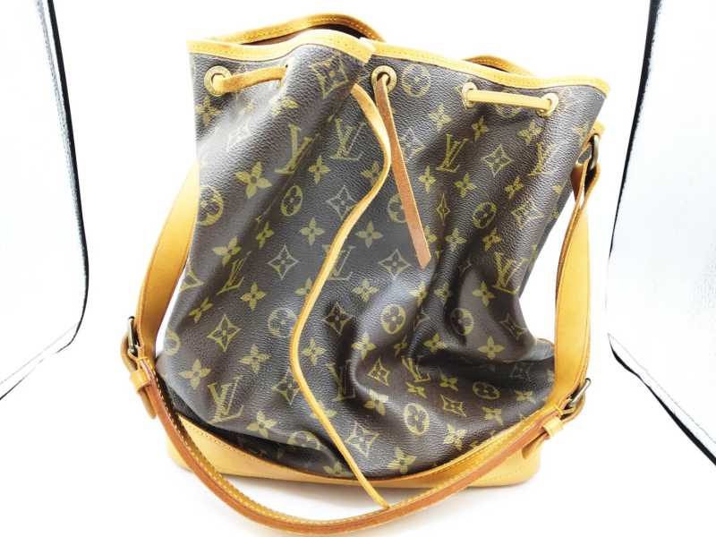 ルイヴィトン買取 ノエ M42224