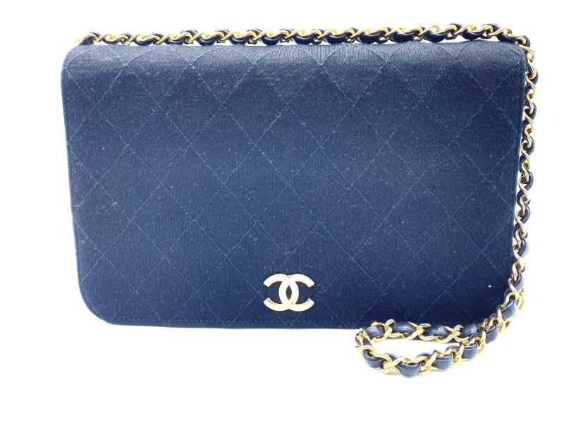 シャネル買取 コットン マトラッセ プッシュロック チェーンショルダーバッグ 