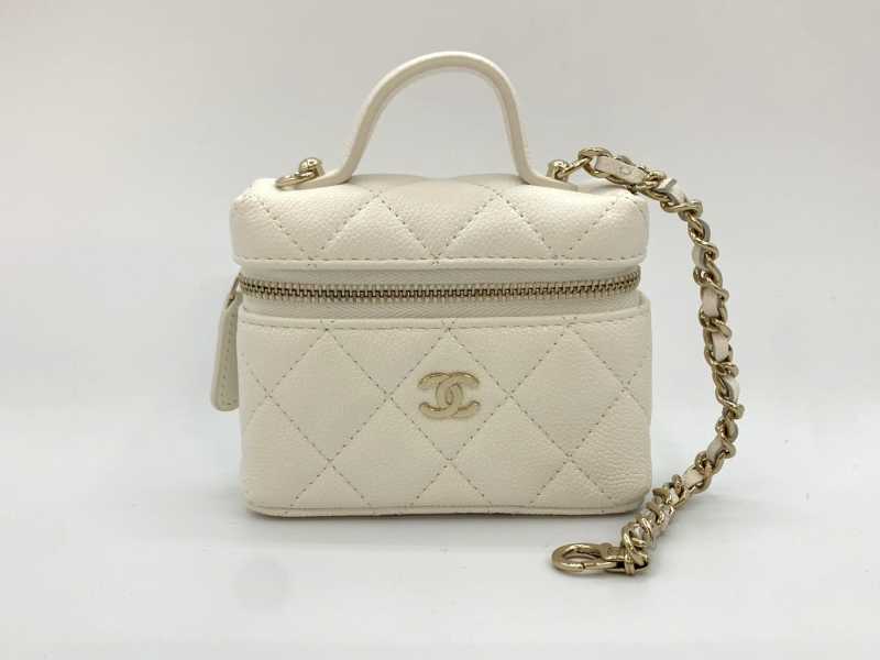 シャネル買取 クラシックミニバッグチャーム AP4897