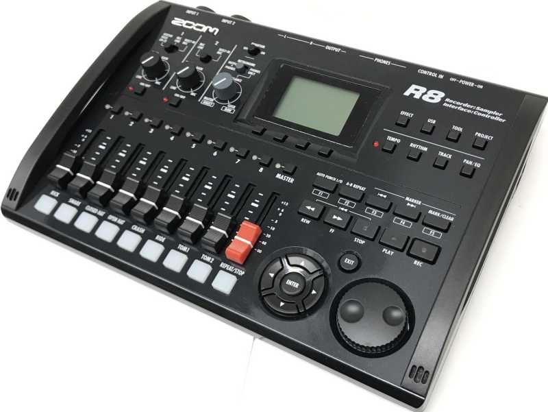 ZOOM R8 買取