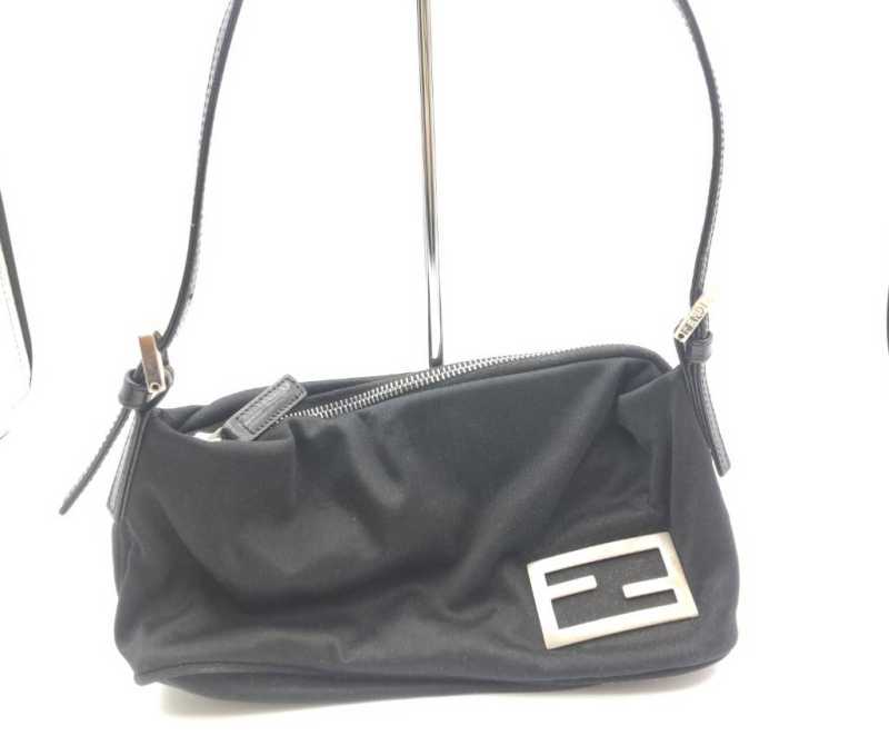 フェンディ　買取　マンマバケット