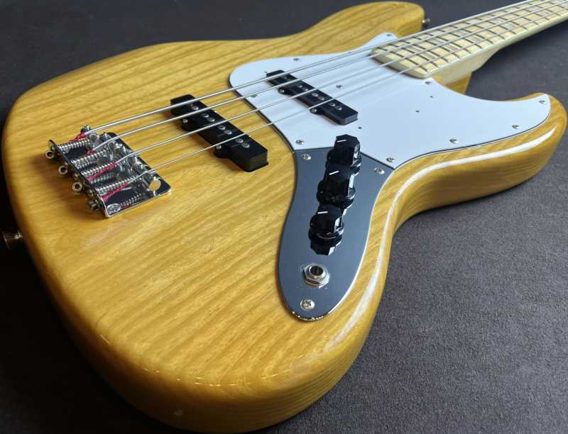 Fender Japan JB75-80 Jazz Bass Natural 買取