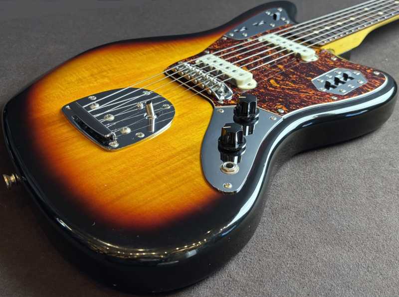 Squier by Fender Vintage Modified Jaguar 買取