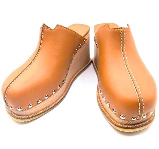 エルメス買取　サボサンダル　レザー