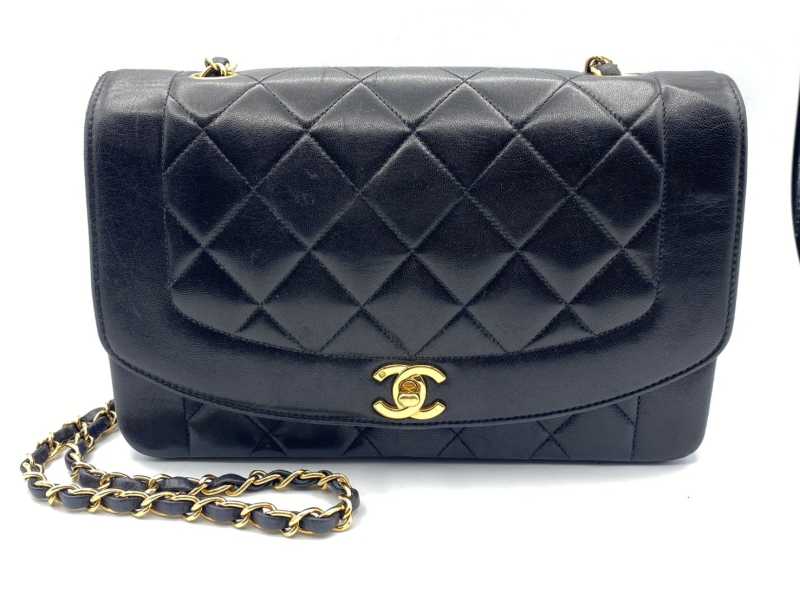 シャネル買取 ダイアナ チェーンショルダーバッグ 3番台