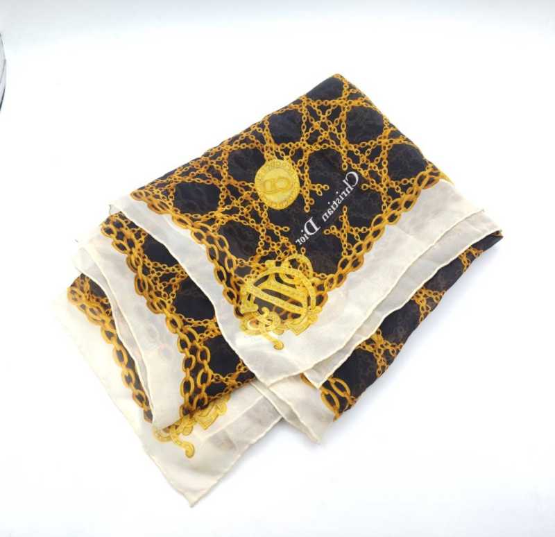 ディオール　買取　スカーフ