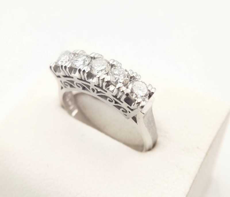 PT900リング　買取　ダイヤモンド