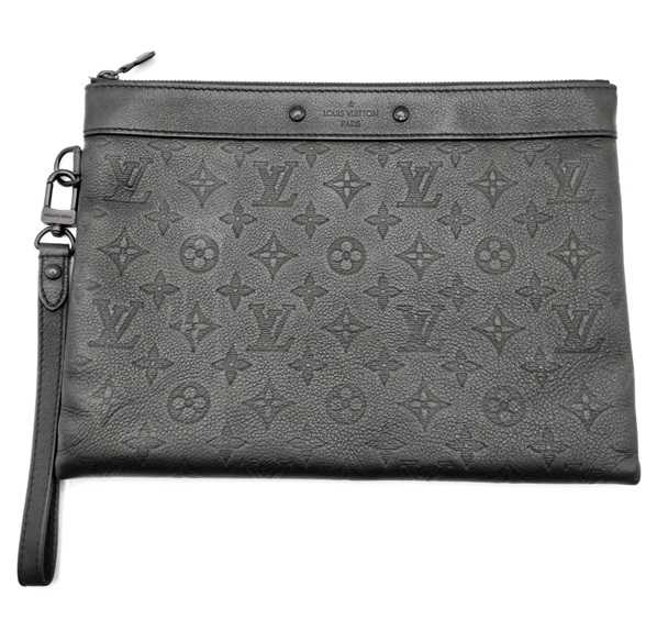 ルイヴィトン買取　ポシェットトゥゴー　モノグラムシャドウ　M81570