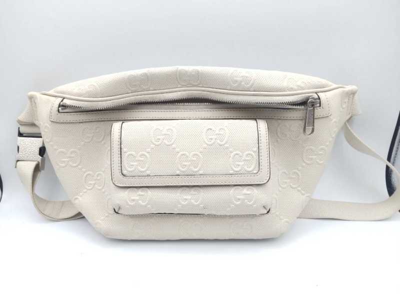 グッチ　買取　ボディバッグ