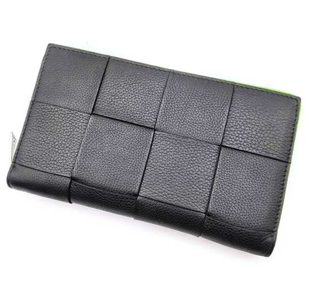 ボッテガヴェネタ買取　ラウンドファスナー長財布　マキシイントレチャート