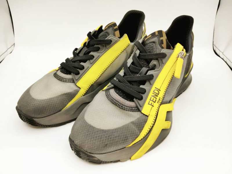 フェンディ買取 FLOW スニーカー