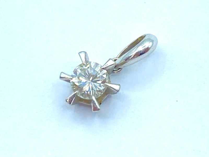 ダイヤモンド買取 プラチナ台 ラウンドブリリアントカット 0.53ct ダイヤモンド  ペンダントトップ