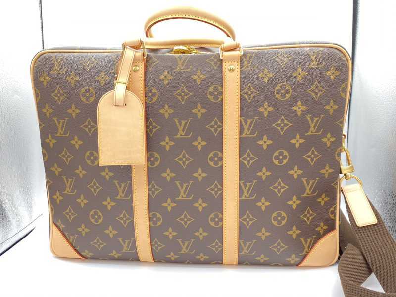 ルイヴィトン買取 ポルトドキュマン ヴォワヤージュ GM M40223