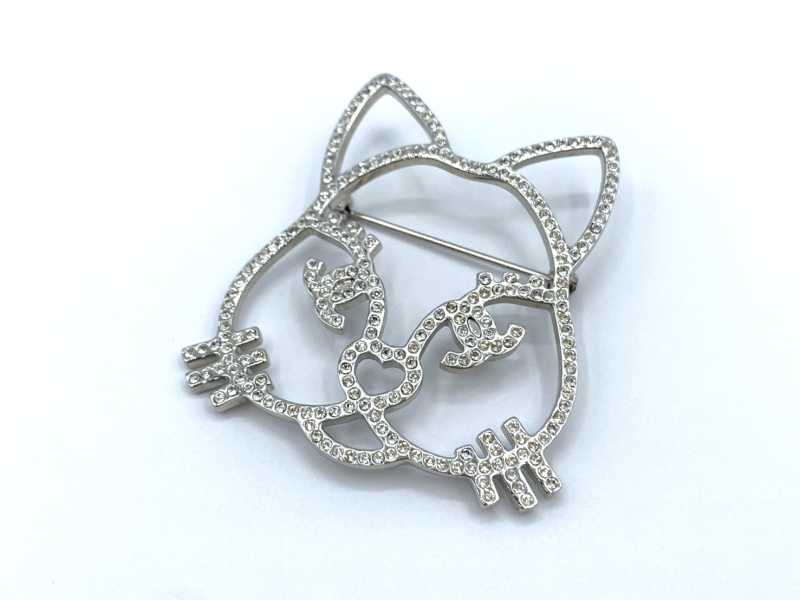 シャネル買取 キャットブローチ A96339