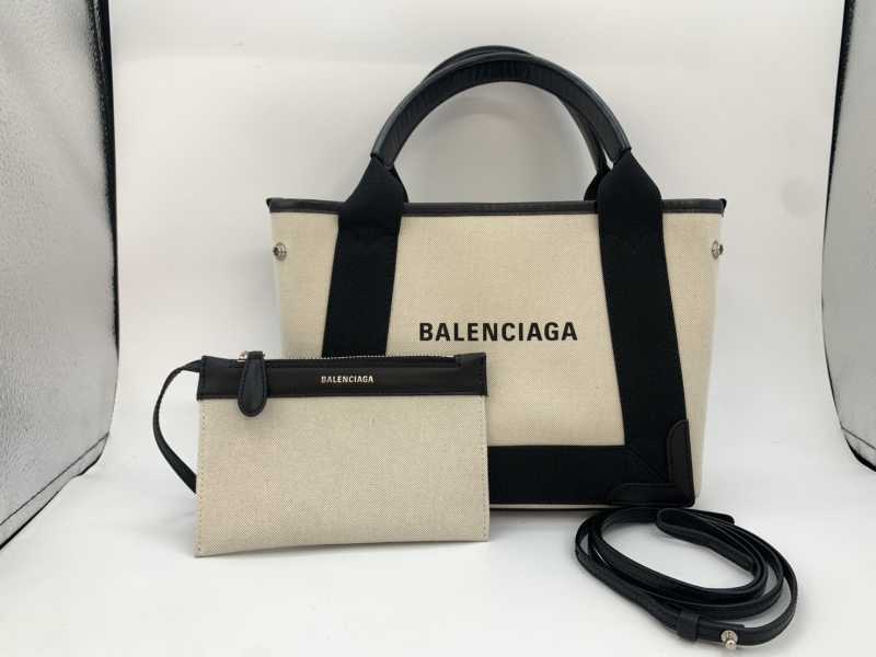 バレンシアガ買取 ネイビーカバXS 390346