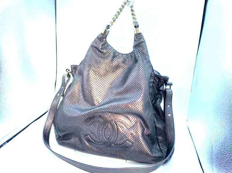 シャネル買取 パンチング 2WAY バッグ 12番台