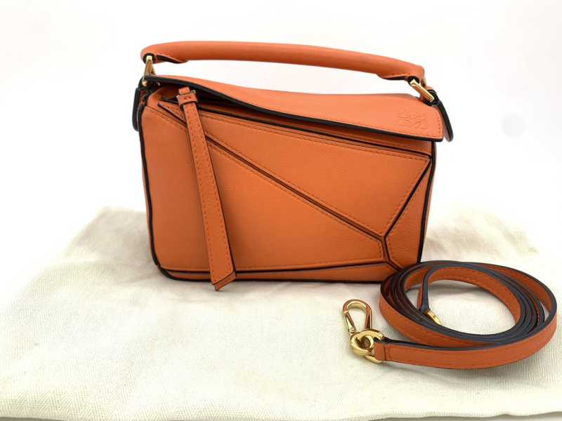 ロエベ買取 パズルバッグミニ